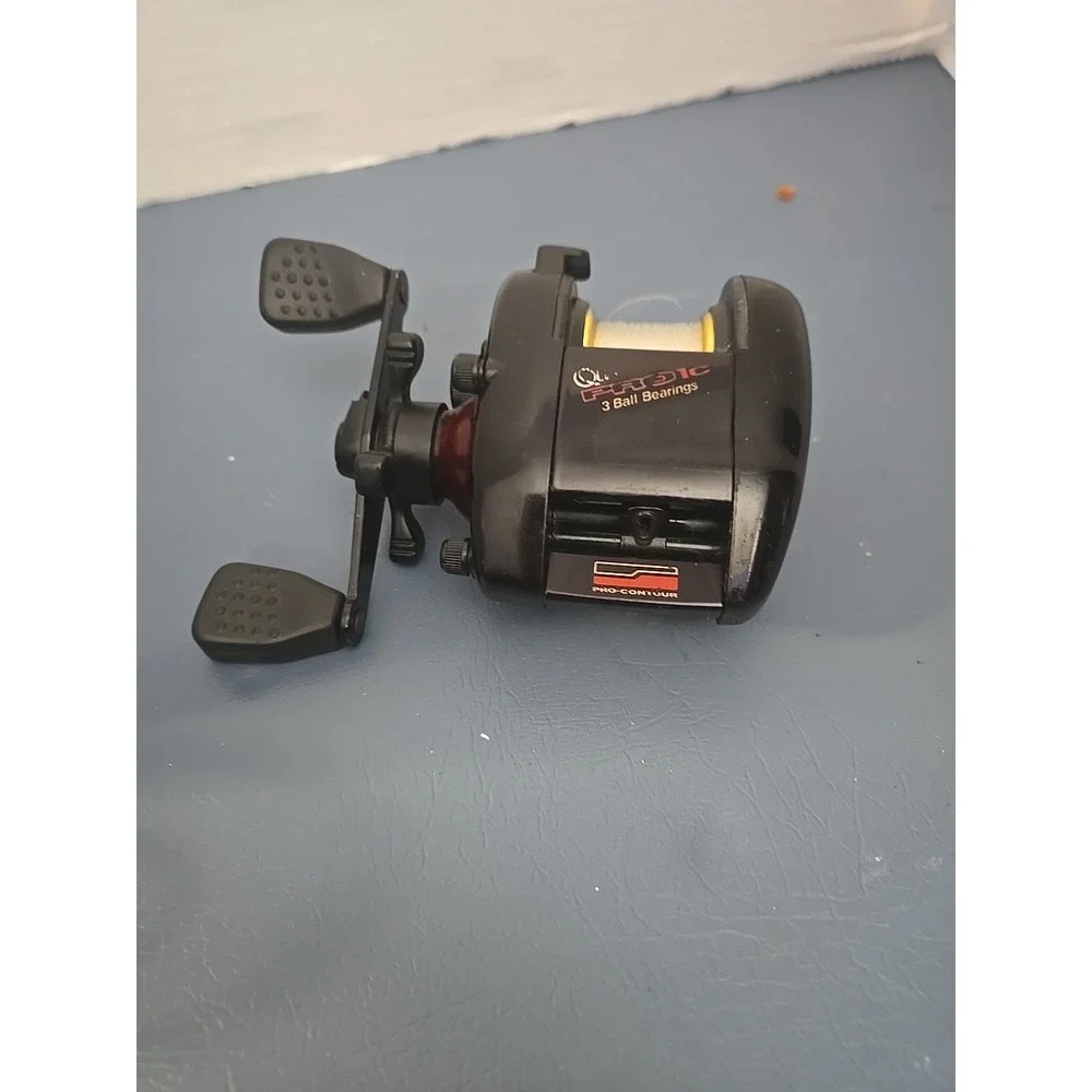 Quantum Pro‎ Contour Baitcast Reel
